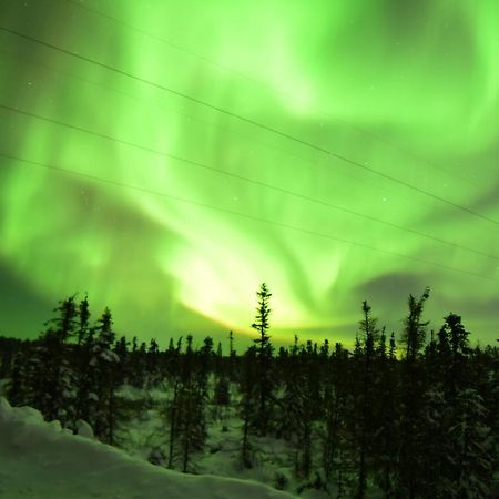 Aurora Deluxe Guest House Yellowknife Exterior photo