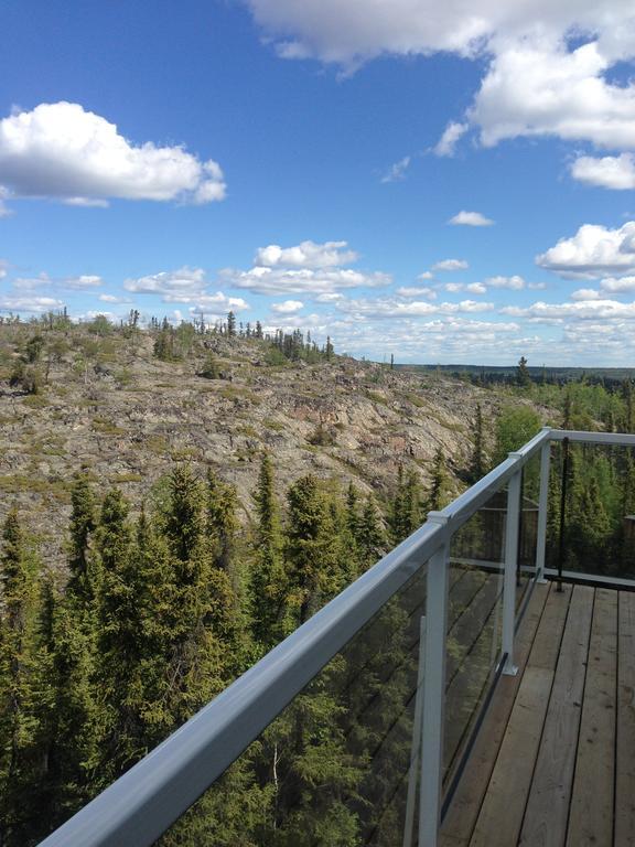 Aurora Deluxe Guest House Yellowknife Exterior photo